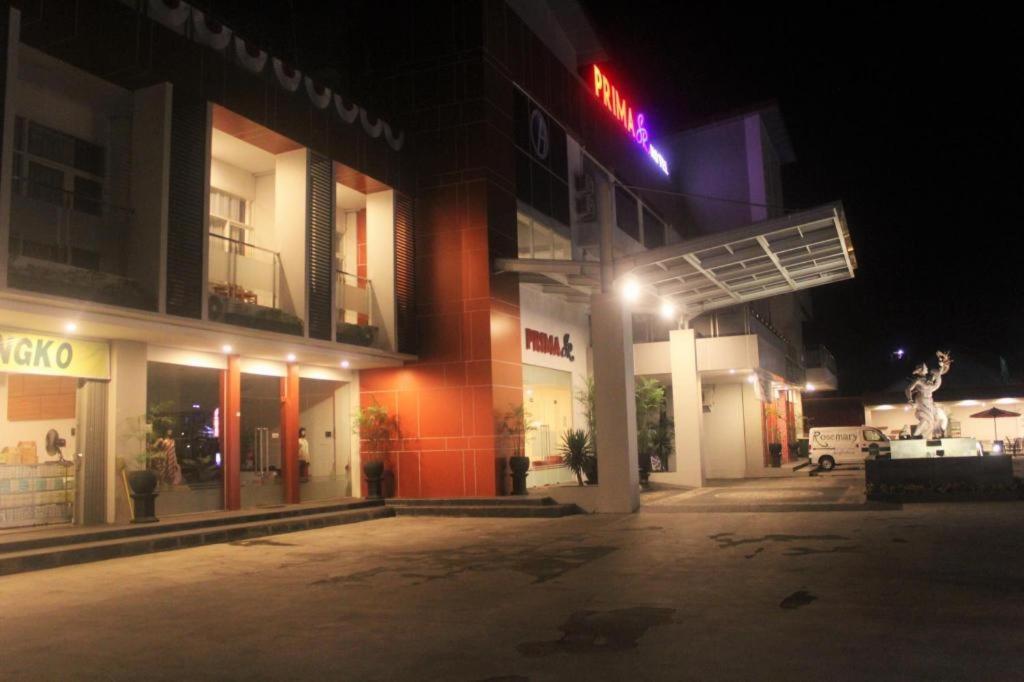 Prima Sr Hotel & Convention Yogyakarta Селеман Екстер'єр фото