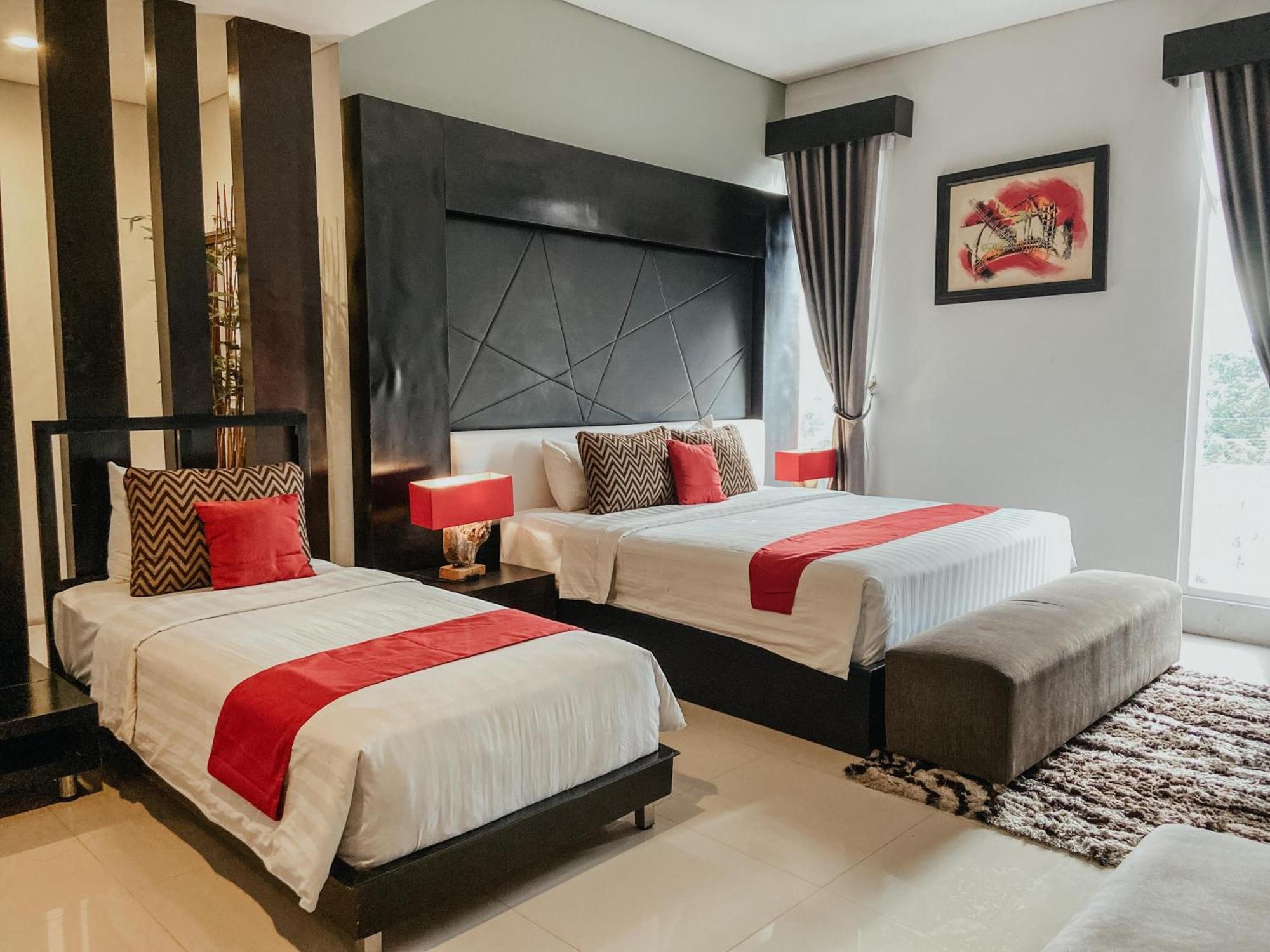 Prima Sr Hotel & Convention Yogyakarta Селеман Екстер'єр фото