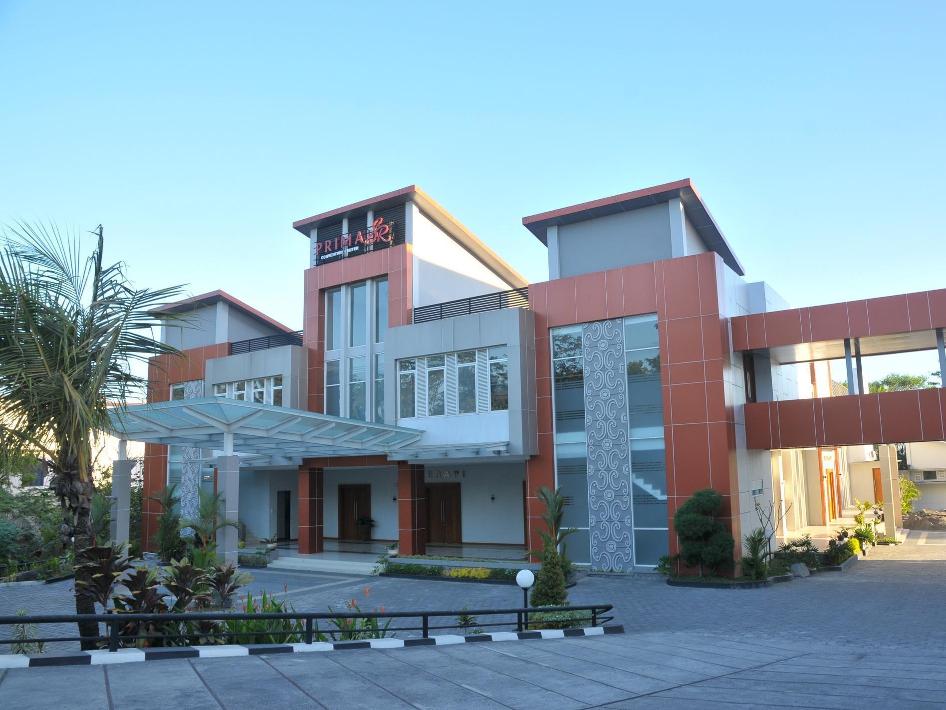 Prima Sr Hotel & Convention Yogyakarta Селеман Екстер'єр фото