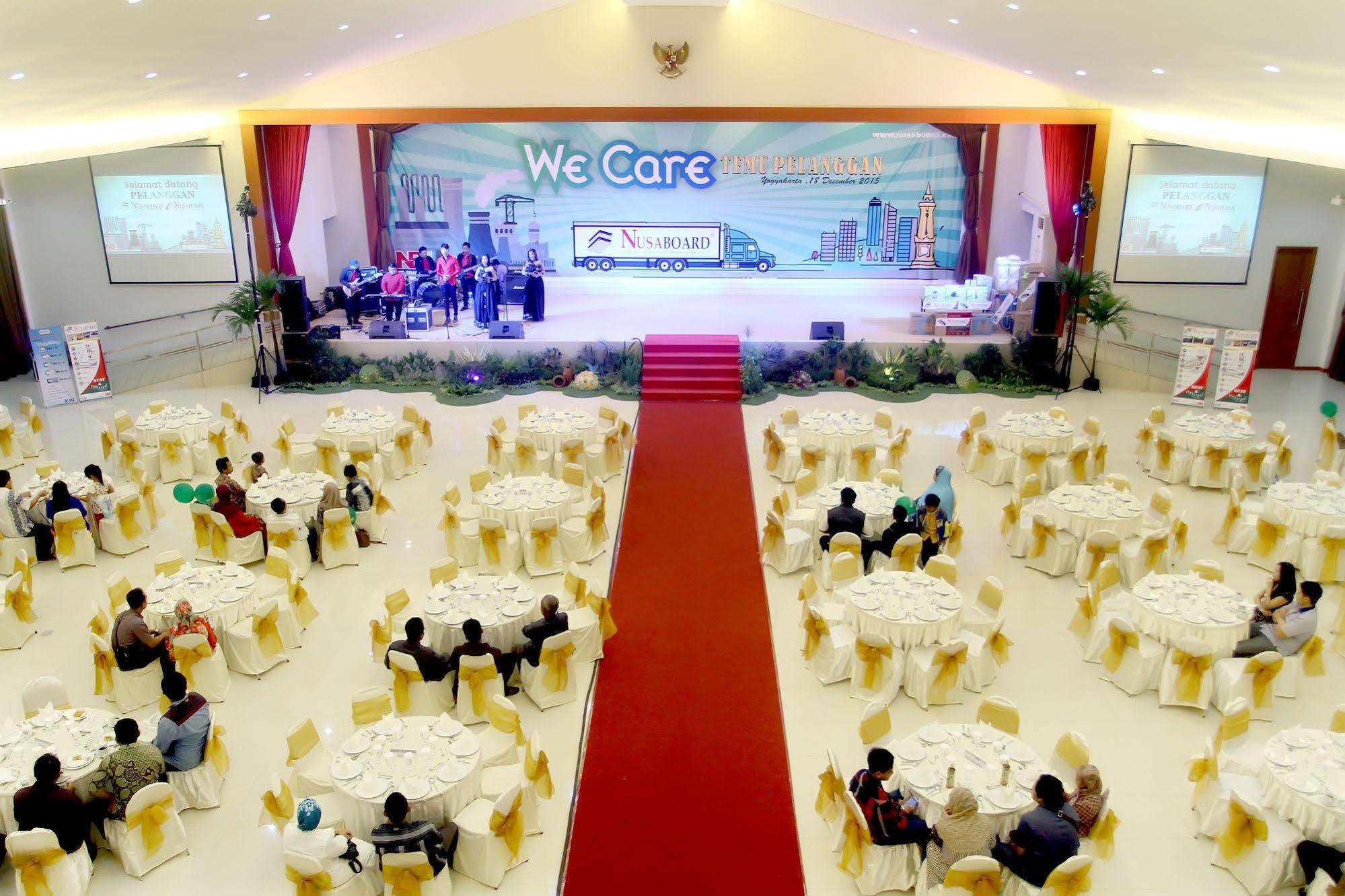 Prima Sr Hotel & Convention Yogyakarta Селеман Екстер'єр фото